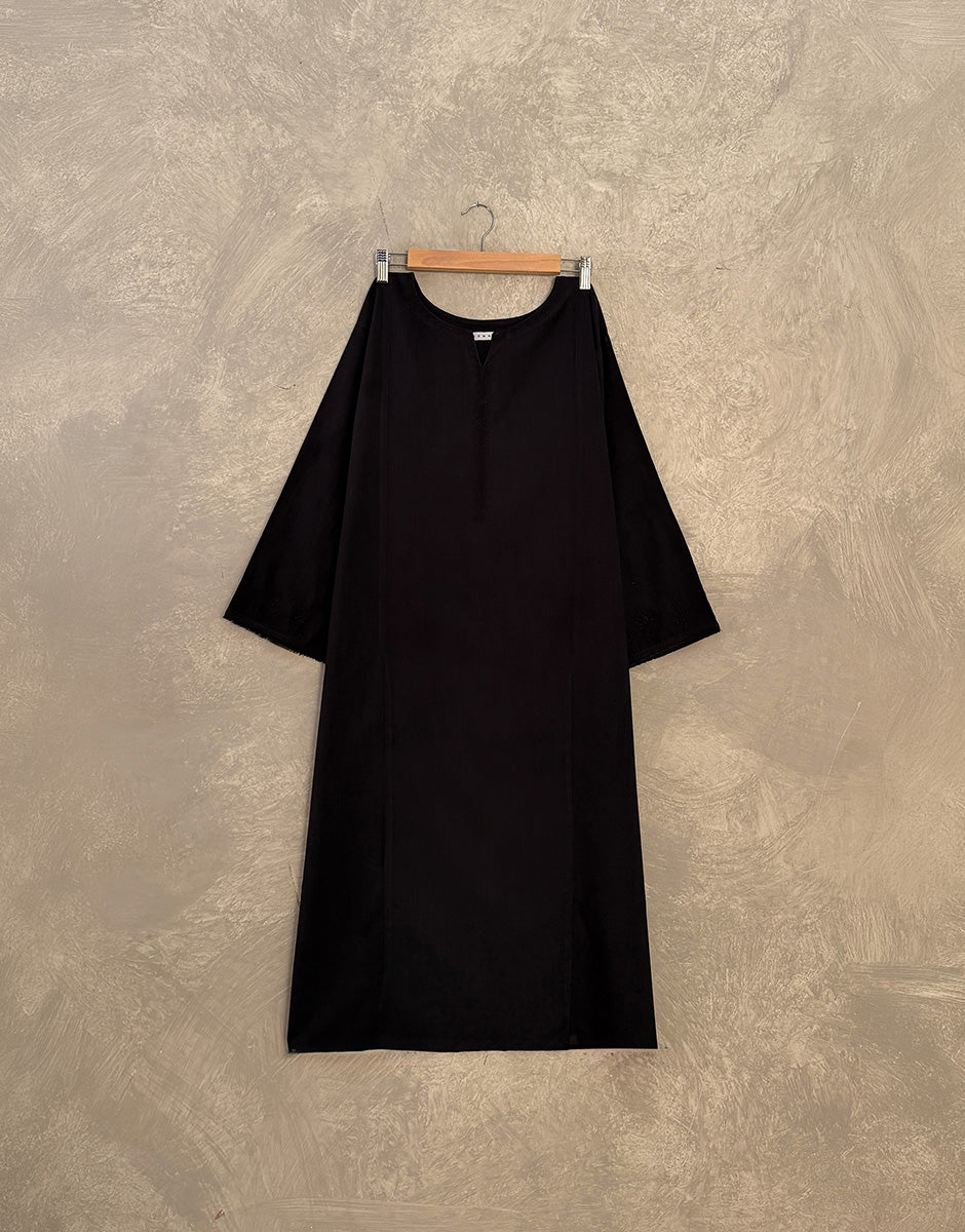 Ebony - Embroidered Kurta